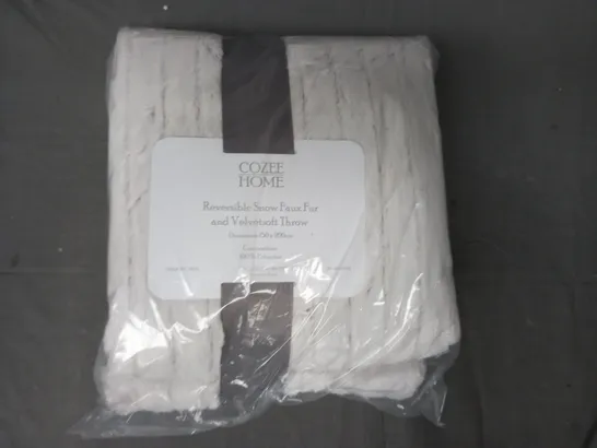 BOXED COZEE HOME REVERSIBLE SNOW FAUX FUR AND VELVETSOFT THROW