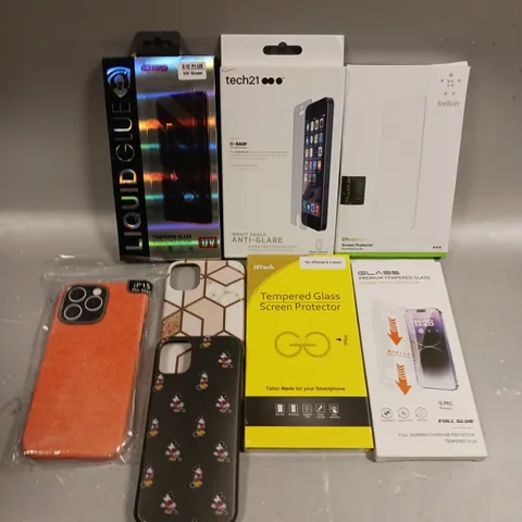 APPROXIMATELY 30 ASSORTED SMARTPHONE ACCESSORIES TO INCLUDE PROTECTIVE CASES & SCREEN PROTECTORS 