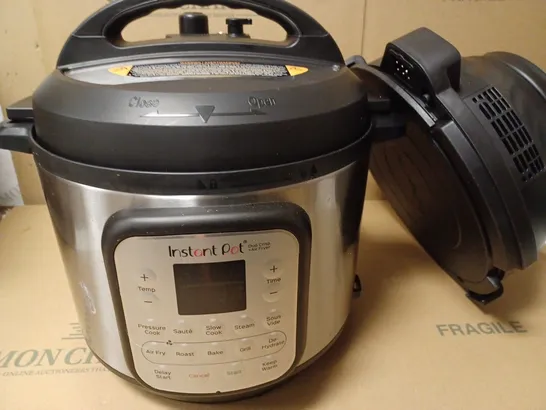 INSTANT POT DUO CRISP AIR FRYER MULTICOOKER