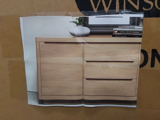 BRAND NEW BOXED WINSOR SMALL SIDE BOARD - BLONDE OAK (1 BOX) RRP £1295