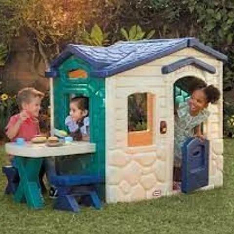 BOXED LITTLE TIKES PICNIC ON THE PATIO PLAYHOUSE