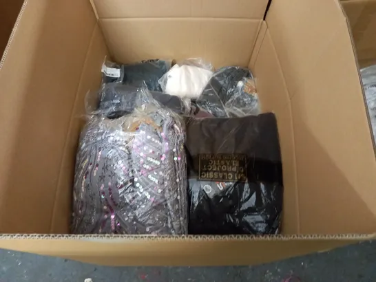 LARGE QUANTITY OF ASSORTED BAGGED CLOTHING ITEMS 