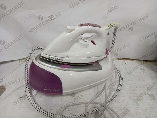 MORPHY RICHARDS JET STEAM GENERATOR IRON 333020 PINK/WHITE