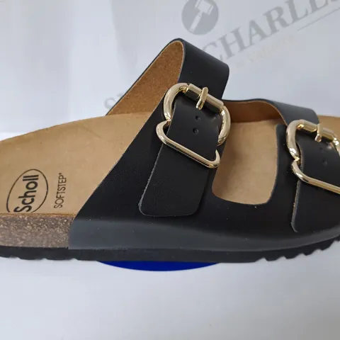 BOXED SCHOLL SANDLES IN BLACK SIZE 6