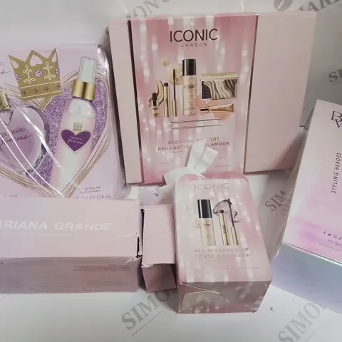 LOT OF 8 ASSORTED BOXED HEALTH AND BEAUTY SETS TO INCLUDE VERA WANG AND ICONIC