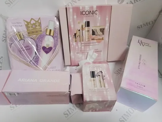 LOT OF 8 ASSORTED BOXED HEALTH AND BEAUTY SETS TO INCLUDE VERA WANG AND ICONIC