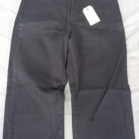 LEVI'S WEDGIE STRAIGHT JEANS IN BLACK SIZE 28/26