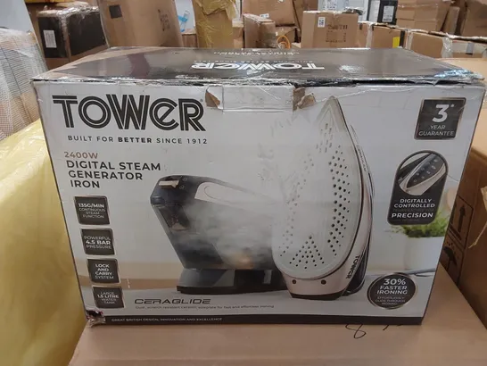 BOXED TOWER CERAGLIDE STEAM GENERATOR IRON, 2400W 1,5L - CHAMPAGNE GOLD & BLACK 