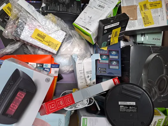 BOX OF APPROXIMATELY 40 ASSORTED ELECTRICAL ITEMS TO INCLUDE USB PC HEADSET, USB CABLE, FIRE TV STICK, ETC