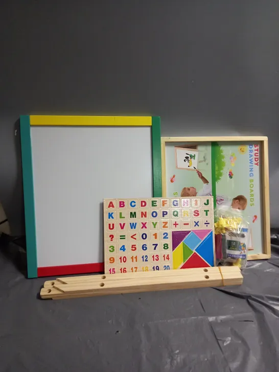 BOXED 2IN1 WOODEN BLACKBOARD/WHITEBOARD