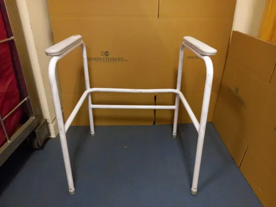 PERFORMANCE HEALTH METAL FRAME WITH ARM PADS