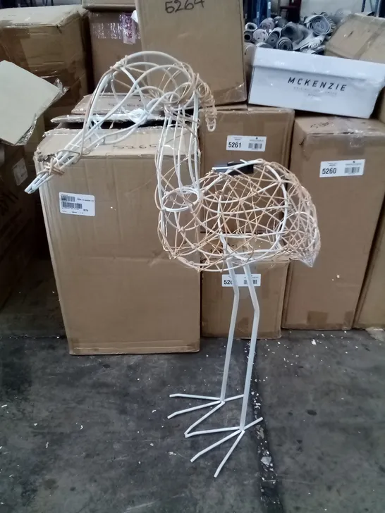 BOXED WIRE LED HERON FIGURE