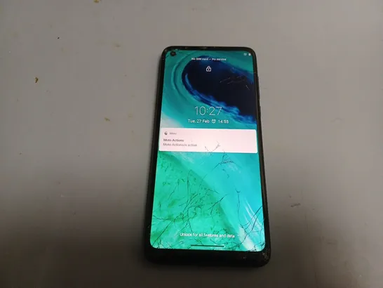 MOTOROLA MOTO G8