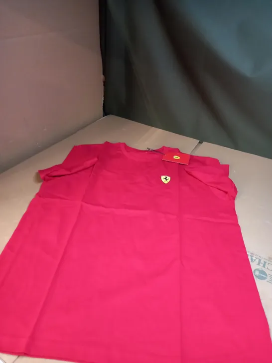 XL RED FERRARI T SHIRT 