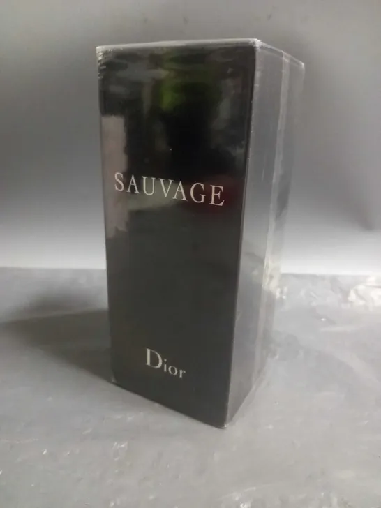 BOXED AND SEALED DIOR SAUVAGE EAU DE TOILETTE 200ML