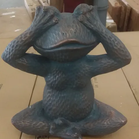 BOXED HEAR NO EVIL FROG STATUE 