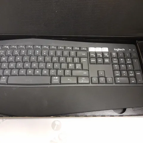 LOGITECH MK850 PERFORMANCE KEYBOARD