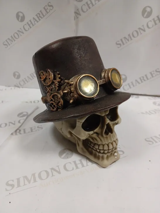 PUCKATOR STEAMPUNK SKULL ORNAMENT