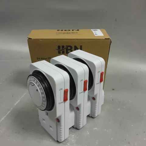 BOXED HBN 24HR PLUG-IN MECHANICAL TIMER SWITCH TRIO 