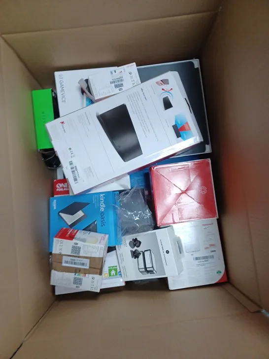 BOX OF ASSORTED ELECTRICAL ITEMS TO INCLUDE SPEAKERS, CONTROLLERS, MOUSE, HEADSETS ETC 