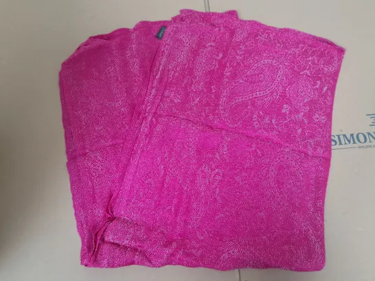 BRAND NEW DESTELLO PINK SCARF