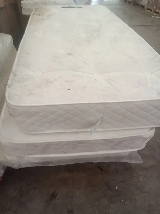 PALLET CONTAINING 4 ASSORTED BAGGED & UNBAGGED MATTRESSES 