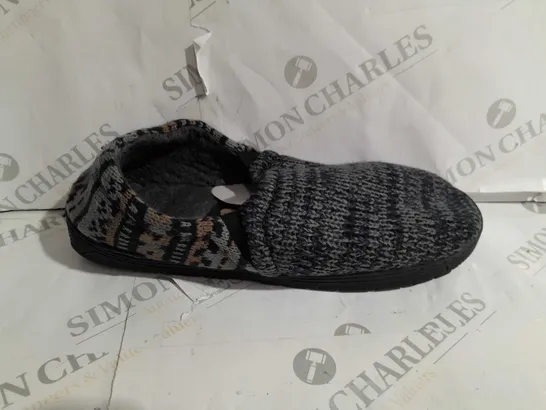 MUK LUKS MENS SLIPPERS SIZE L