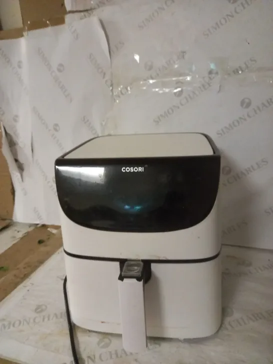 COSORI AIR FRYER 1700W MAX XXL 5.5L DIGITAL TOUCHSCREEN - WHITE