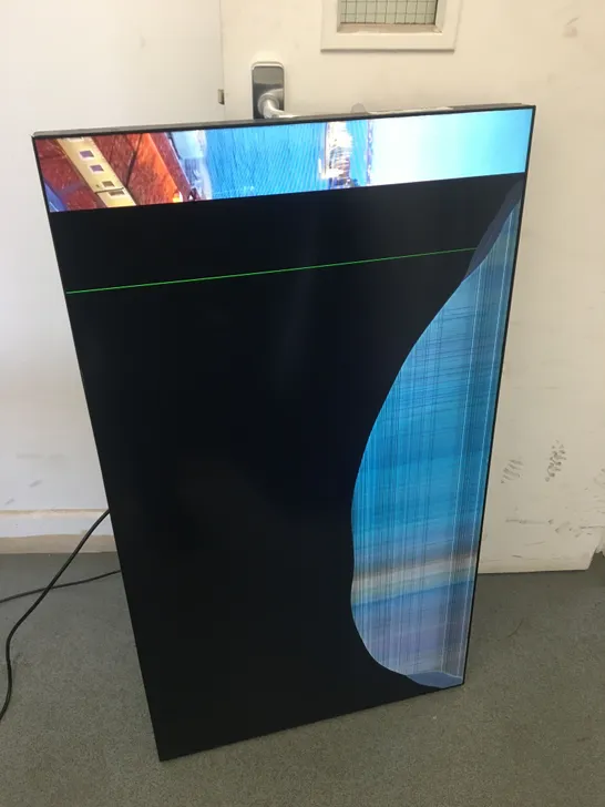 SAMSUNG UD46C-B COLOUR DISPLAY UNIT