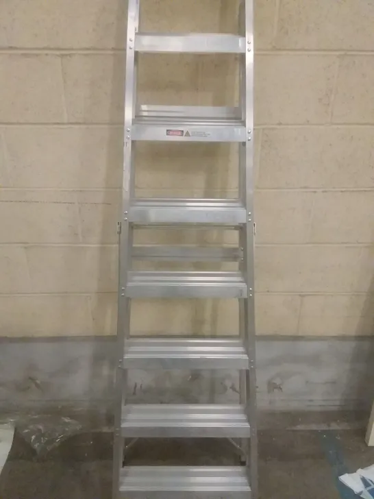 ALUMINIUM 8-STEP STEPLADDER