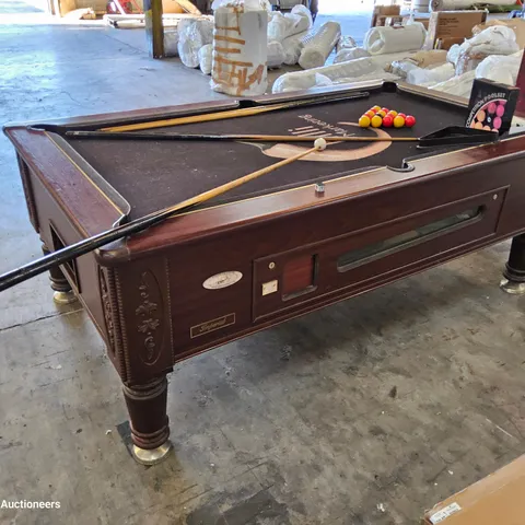 IMPERIAL SUPER LEAGUE POOLTABLE WITH 4 CUES, BALLS & CHALK