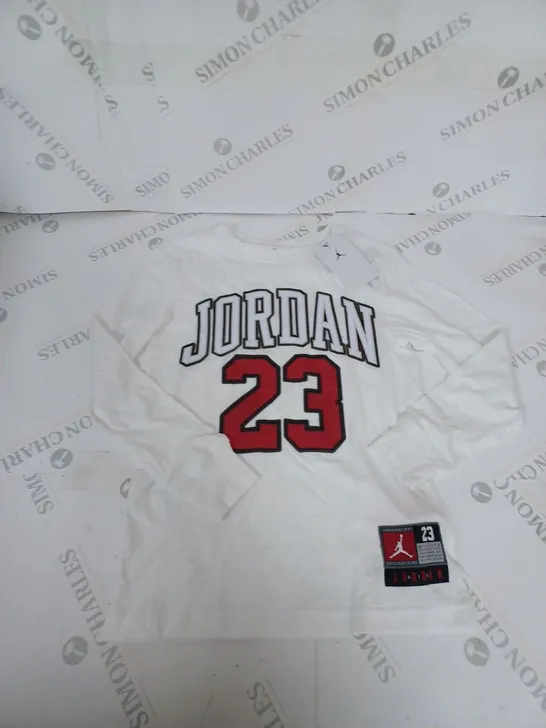 AIR JORDAN GRAPHIC LONG SLEEVE T-SHIRT SIZE 8-10 YEARS