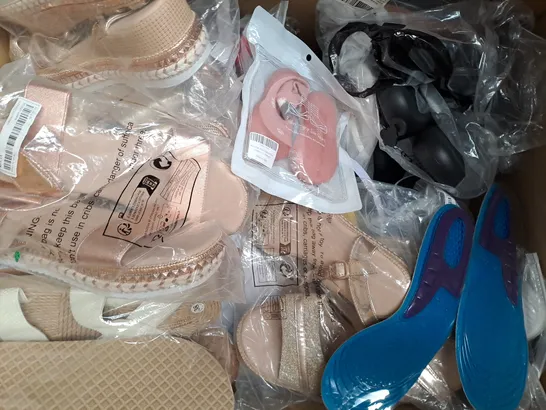 BOX OF APPROXIMATELY 15 ASSORTED PAIRS OF SHOES AND FOOTWEAR ITEMS IN VARIOUS STYLES AND SIZES TO INCLUDE NINYU, MUNICH, ETC