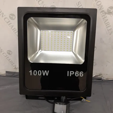 BOXED GOODWIN FLOOD LIGHT 100W