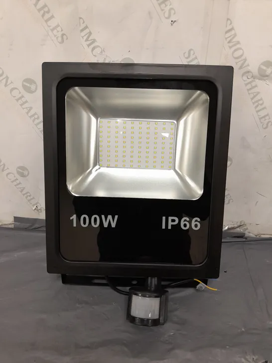 BOXED GOODWIN FLOOD LIGHT 100W