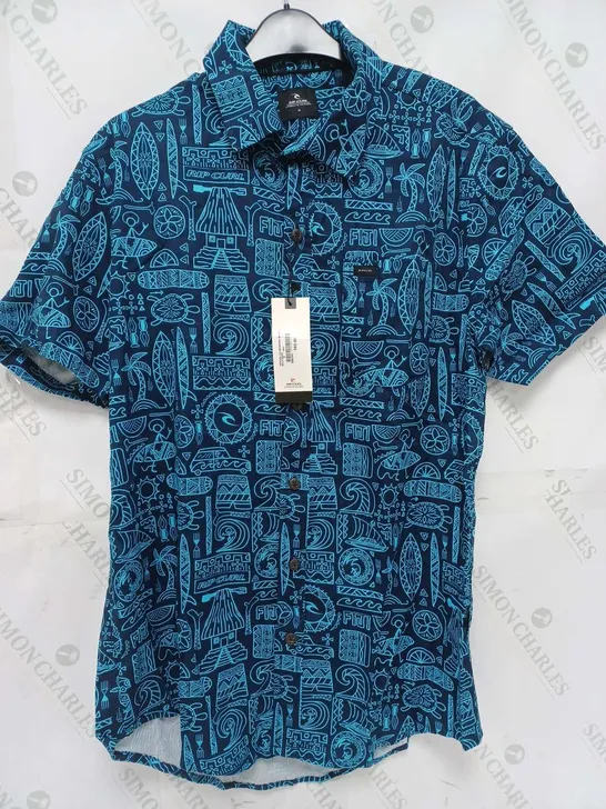 RIPCURL FIJI MENS MOTIFSBULA SHIRT IN NAVY/SKY BLUE - MEDIUM