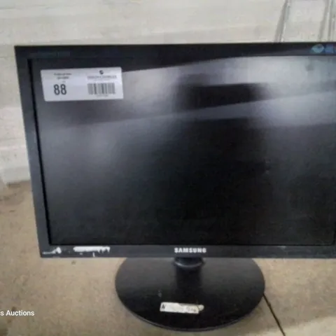 SAMSUNG 19" LCD DESK TOP MONITOR Model EX1920W