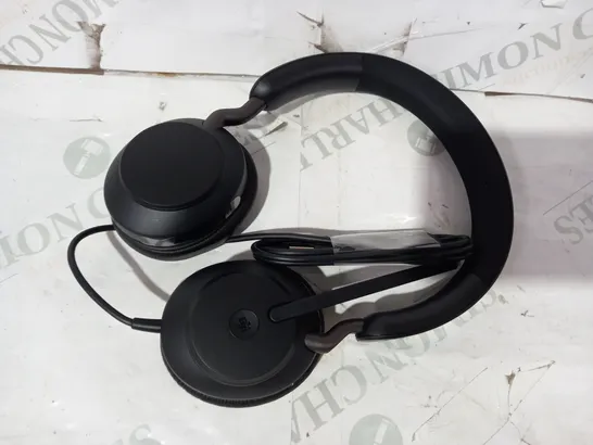 JABRA EVOLVE2 40 HEADSET IN BLACK