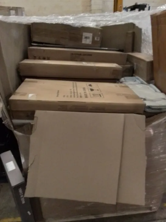 PALLET OF UNPROCESSED ITEMS TO INCLUDE OTTOMAN STORAGE, BOXED KITCHEN STOOL, AND DISH DRYING RACK 