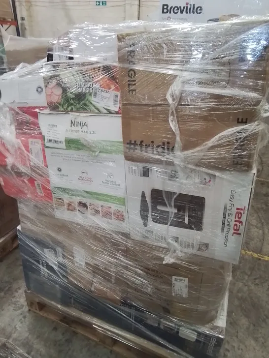 PALLET OF APPROXIMATELY 31 UNPROCESSED RAW RETURN HOUSEHOLD AND ELECTRICAL GOODS TO INCLUDE;