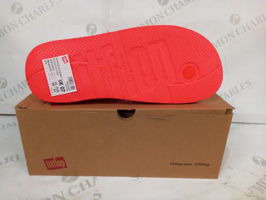 BOXED PAIR OF FITFLOP ADJUSTABLE BUCKLE FLIP-FLOPS IN ORANGE UK SIZE 7