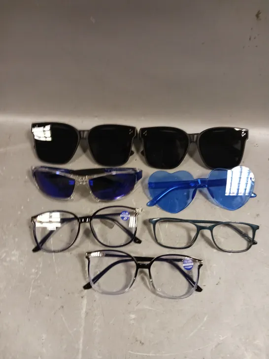 APPROXIMATELY 20 ASSORTED GLASSES/SUNGLASSES IN VARIOUS DESIGNS 