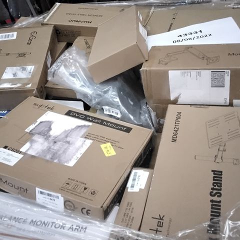 PALLET OF ASSORTED MOUNTS INCLUDING HUANUO MONITOR TABLE STAND, ERGEAR MONITOR TABLE STAND, DESK MOUNT STAND, DVD WALL MOUNT, UNIVERSAL TV STAND