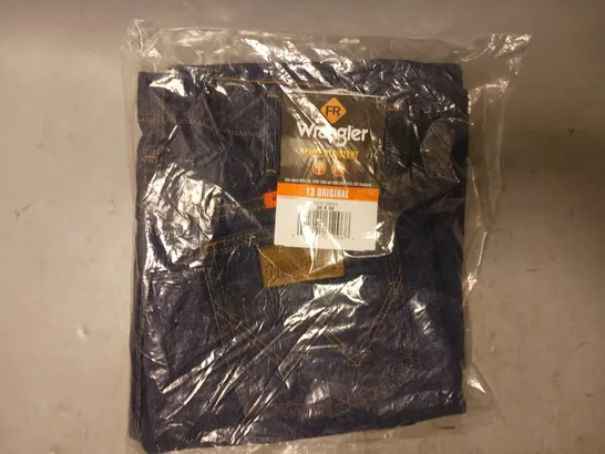 BRAND NEW WRANGLER FLAME RESISTANT JEANS IN BLUE SIZE 30/30