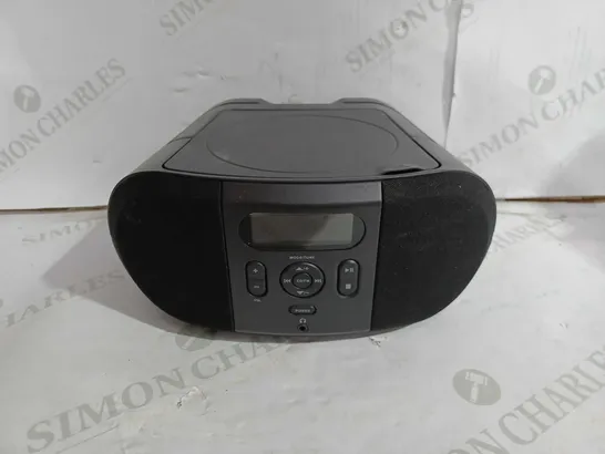 CD BOOMBOX WITH FM RADIO IN BLACK