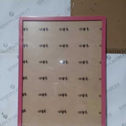 UNBRANDED WALL-MOUNTABLE PICTURE FRAME IN PINK