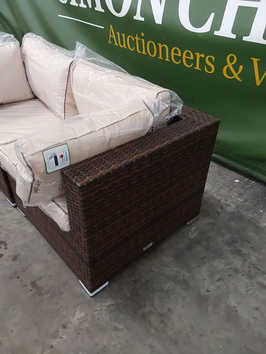 DESIGNER RATTAN 2 SEATER GARDEN/PATIO SOFA IN CHOCOLATE MIX AND COFFEE CREAM COLOUR WITH CUSHIONS