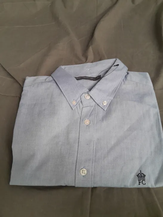 FRENCH CONNECTION MENS SHORT SLEEVED SHIRT LIGHT BLUE SIZE MEDIUM