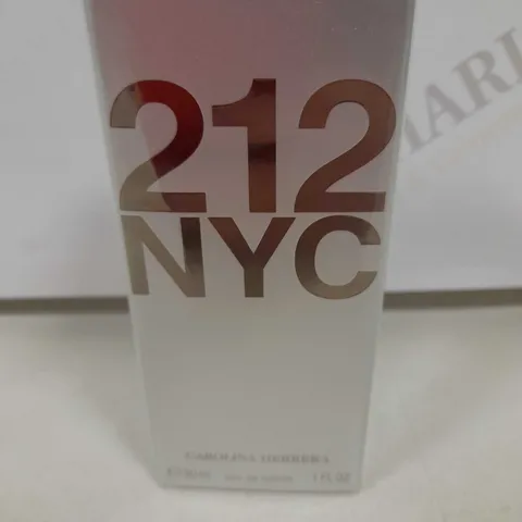 BOXED AND SEALED CAROLINA HERRERA 212 NYC EAU DE TOILETTE 30ML