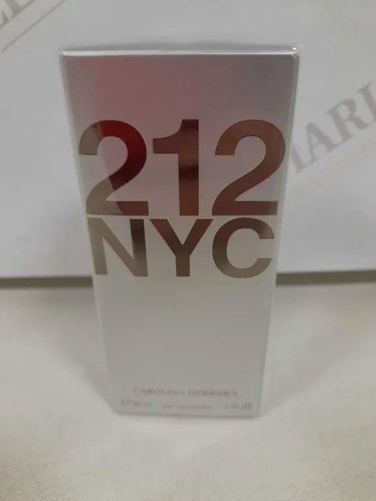 BOXED AND SEALED CAROLINA HERRERA 212 NYC EAU DE TOILETTE 30ML